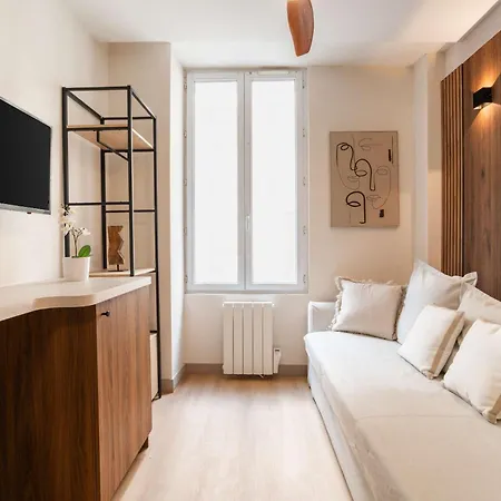 Apartment Montparnasse - Renovated Parisian *